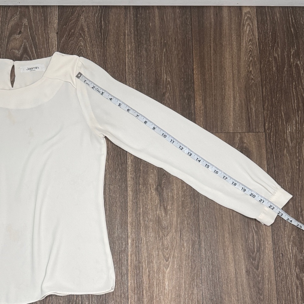 Jasmine Cream Women's Blouse Women’s Size Medium - Picture 7 of 10
